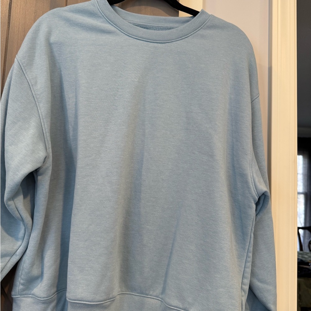 American Eagle Outfitters Blue Crewneck Sweatshirt Relaxed Fit